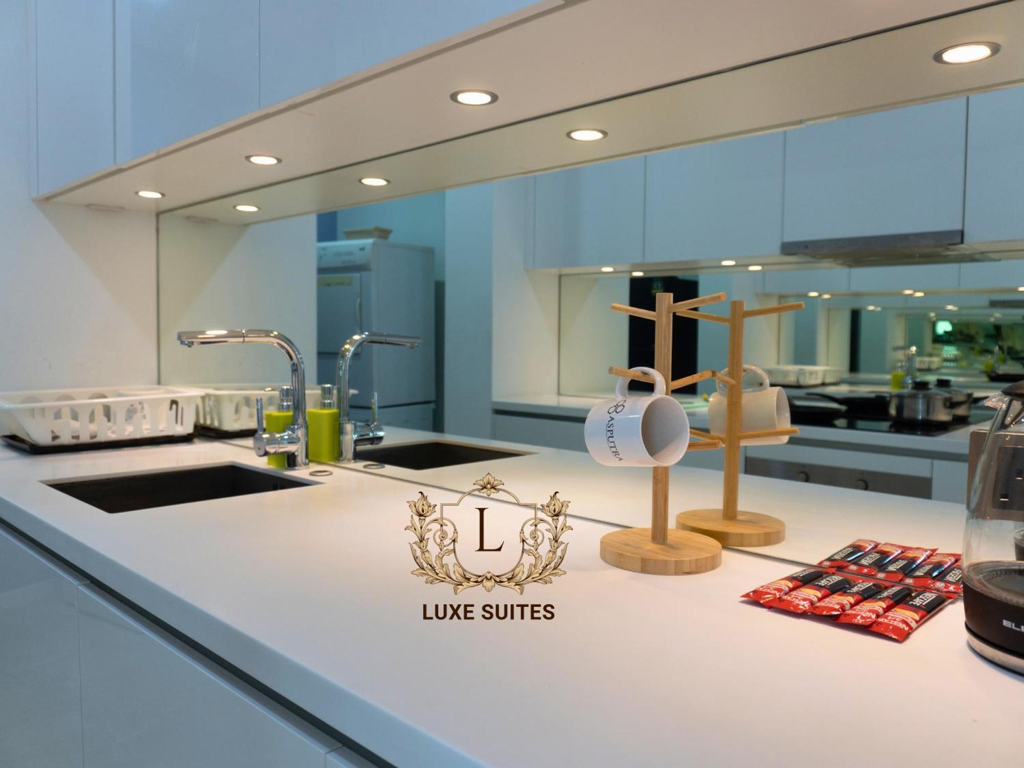 Luxe Suites At Vortex Klcc Kuala Lumpur Exteriör bild